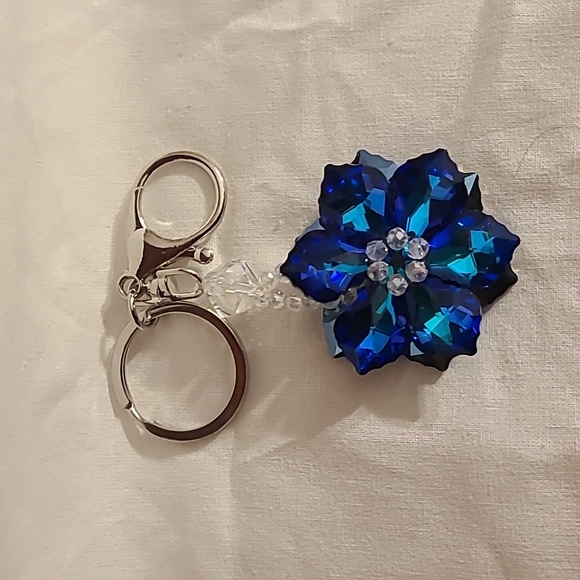 Blue Crystal Flower Key Holder - Picture 1 of 2